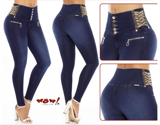 Fitted Silhouette jeans with Push Up effect without pockets